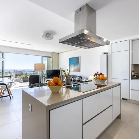 Oasis Mar - Floor With Private Seaview Hot Tub